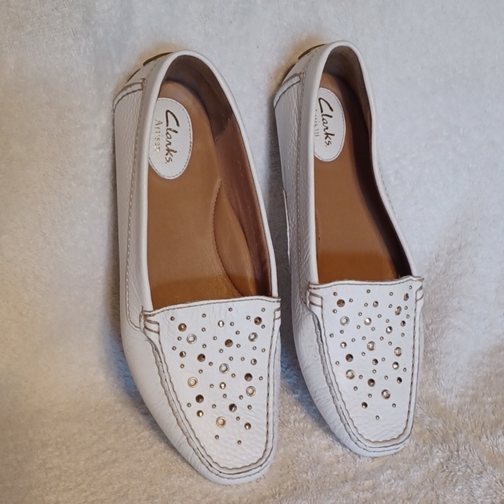 Clark Artisan slip on shoes white leather women's size 9